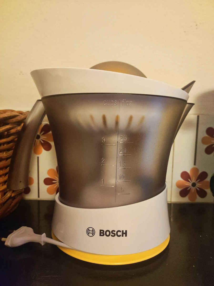 Bosch Electric Juicer 25W with 800ml Capacity White