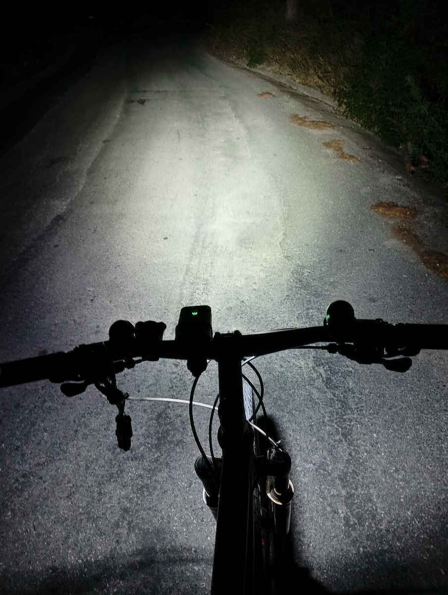 000.230.8214 Rechargeable Front Bicycle Light