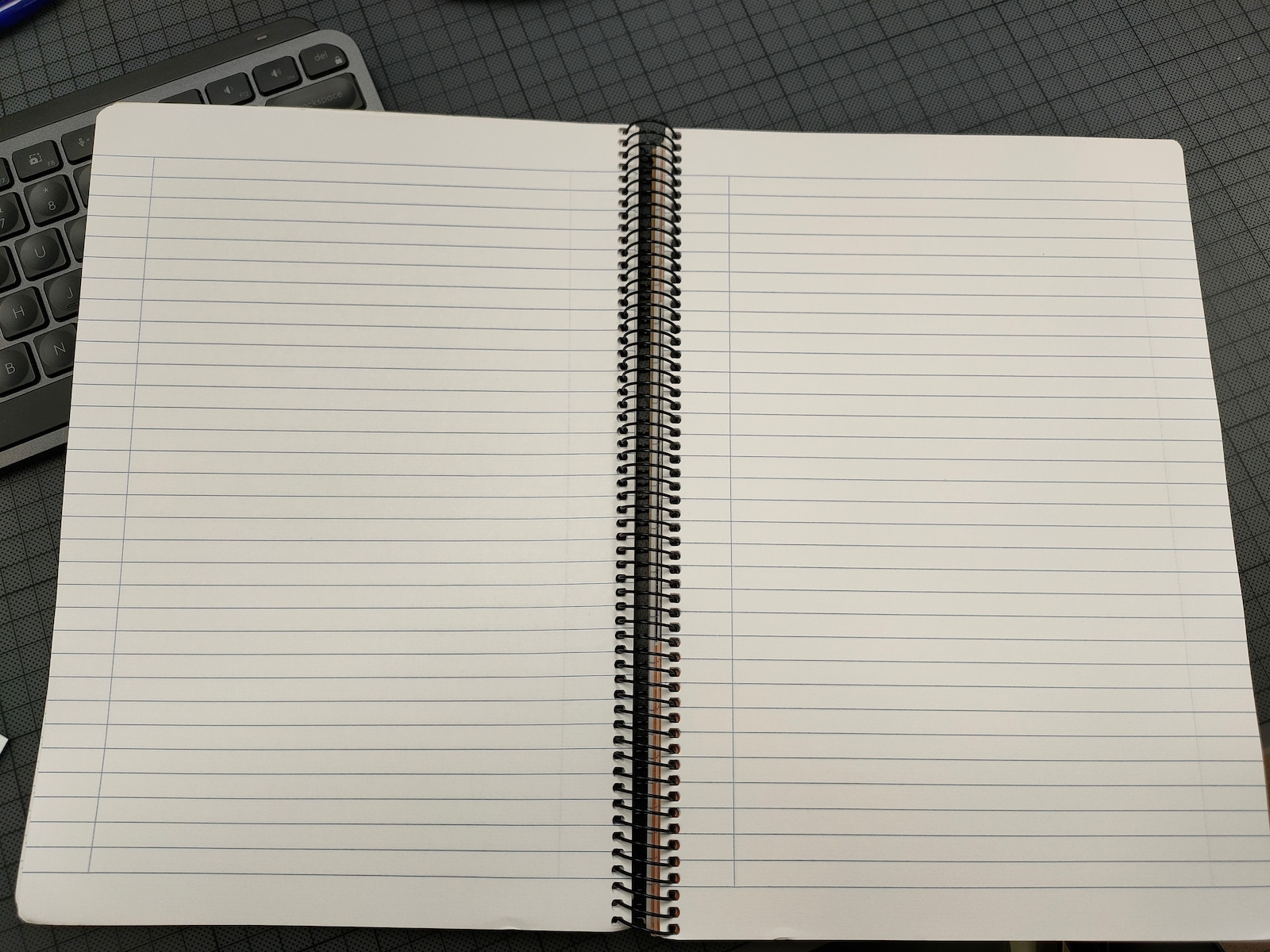 Salko Paper Spiral Notebook Ruled A4 120 Sheets 4 Subjects Colorline 1pcs (Μiscellaneous colours)