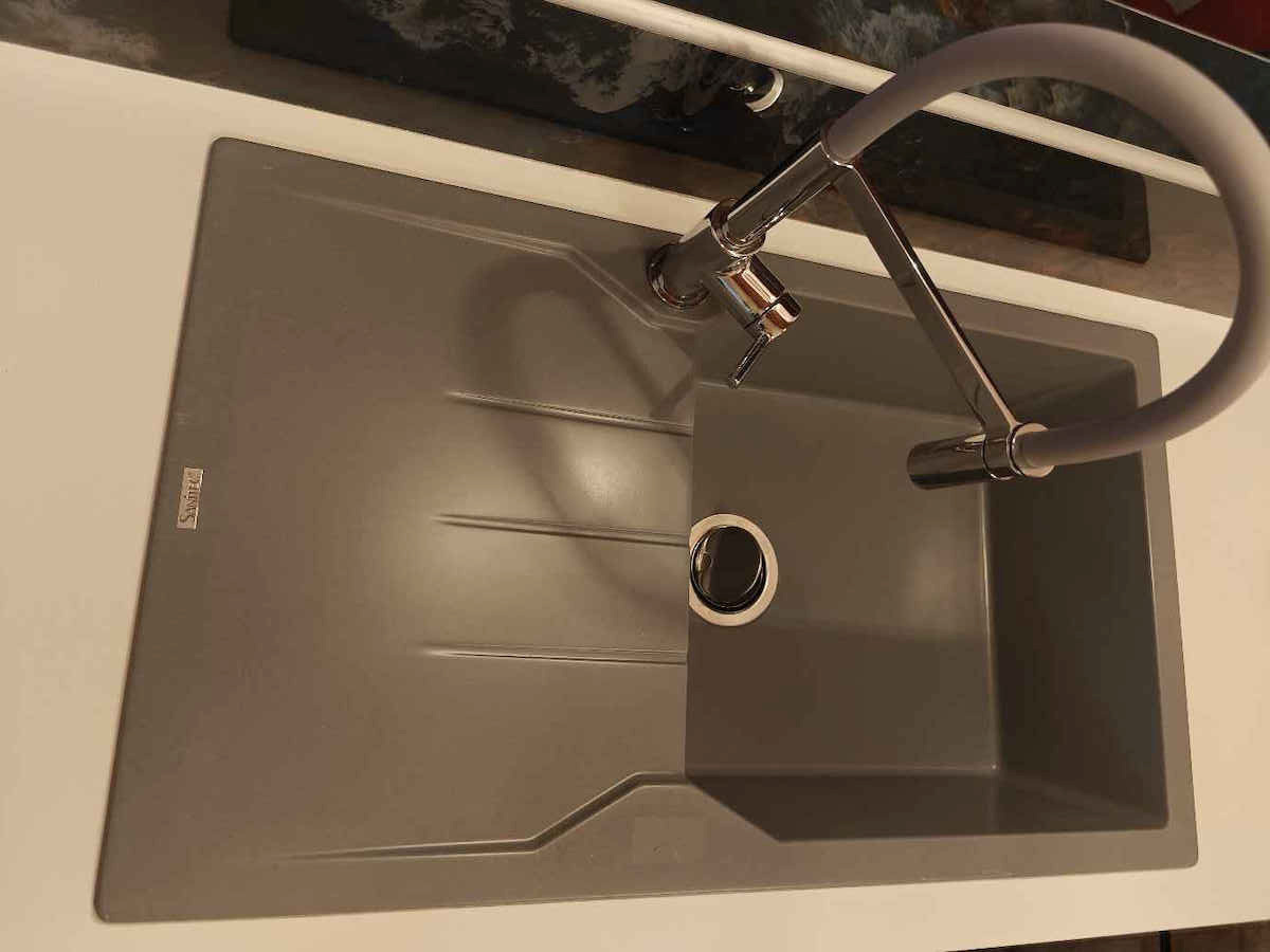 Sanitec Ultra Granite Drop-In Spüle aus Verbundgranulat B86xT50cm Pietra