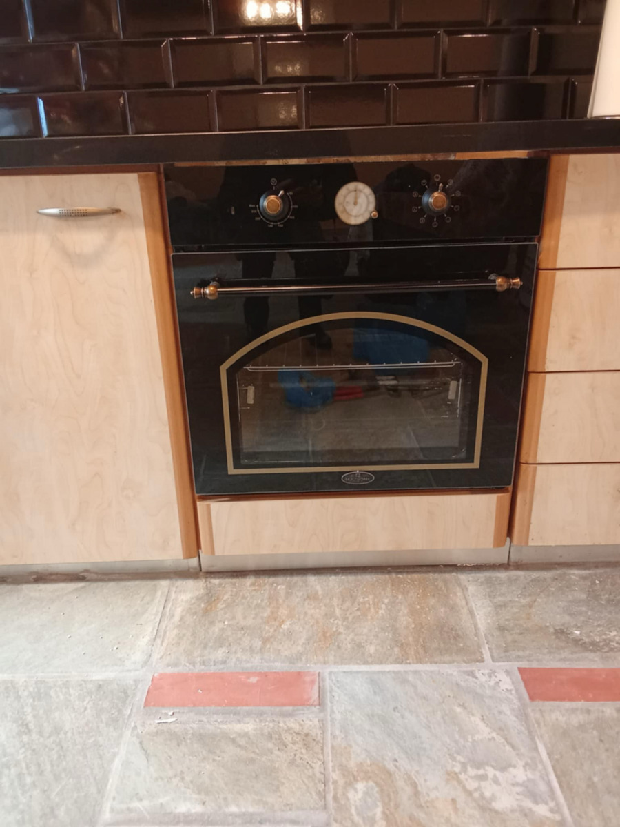 MultiHome Φούρνος άνω Πάγκου 57lt με Κεραμικές Εστίες Π59.5εκ. Rustic Black