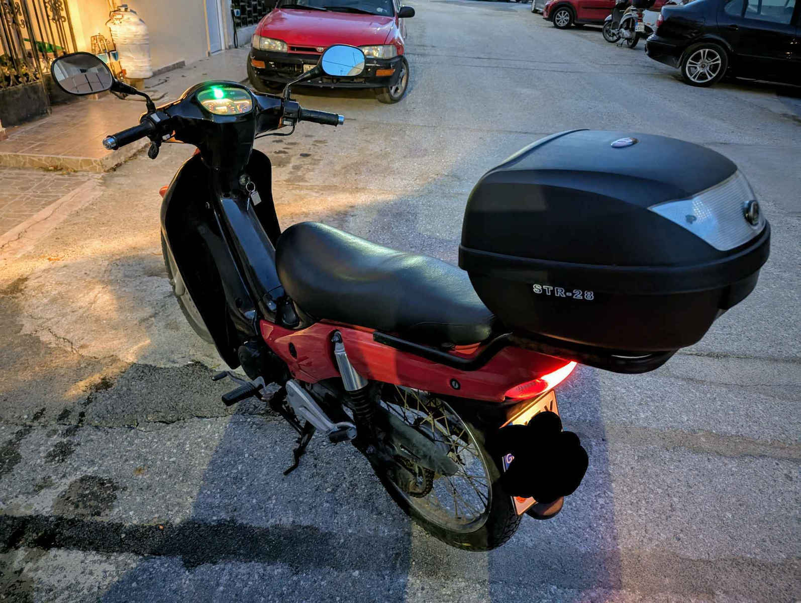 STR TEC Μπαγκαζιέρα Μοτοσυκλέτας 28lt Λευκή