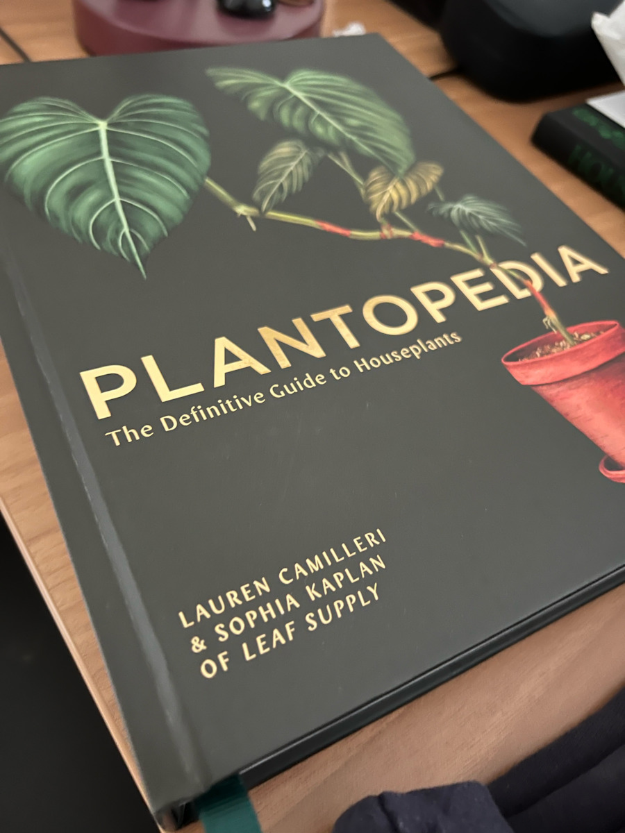 Plantopedia, Окончателно ръководство за стайни растения