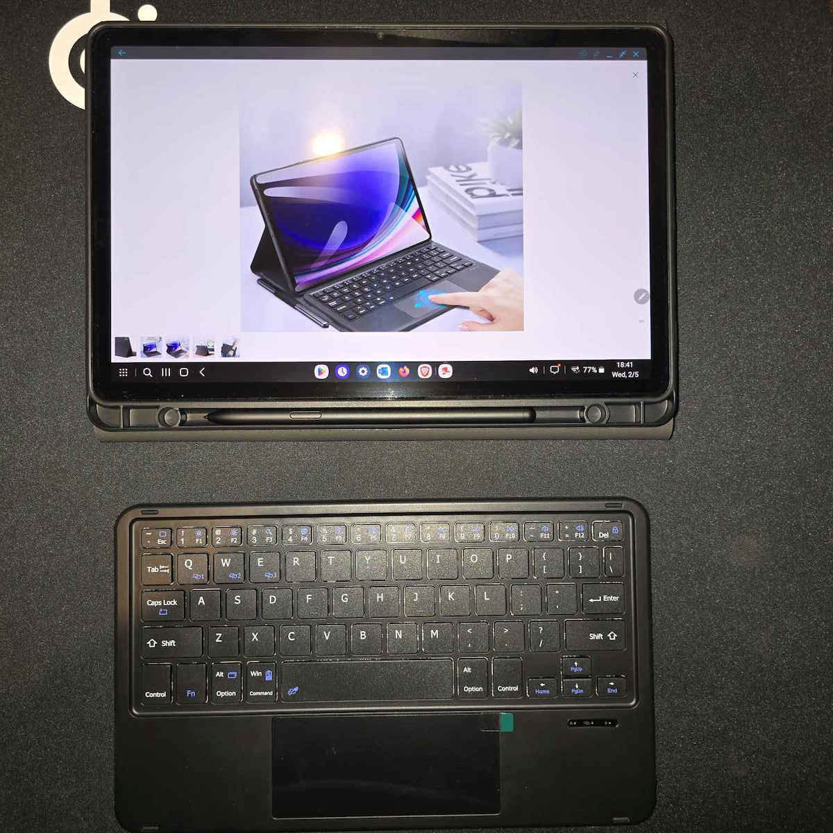 Dux Ducis Flip Cover cu Tastatură în Engleză SUA Negra (Galaxy Tab S9 / Galaxy Tab S9 FE / Galaxy Tab S10 FE / Galaxy Tab S10 Lite) 034497