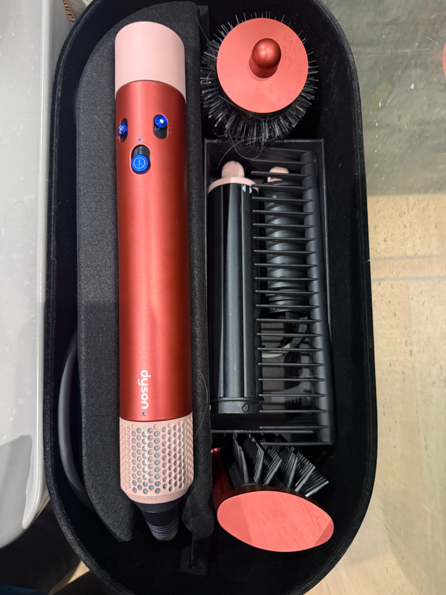 Strawberry Bronze Dyson Airwrap Holiday Set Dyson Airwrap