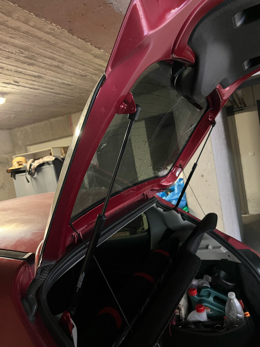 NTY Αμορτισέρ Πορτ Μπαγκάζ για Peugeot 206 Hatchaback 4D 1999-2007