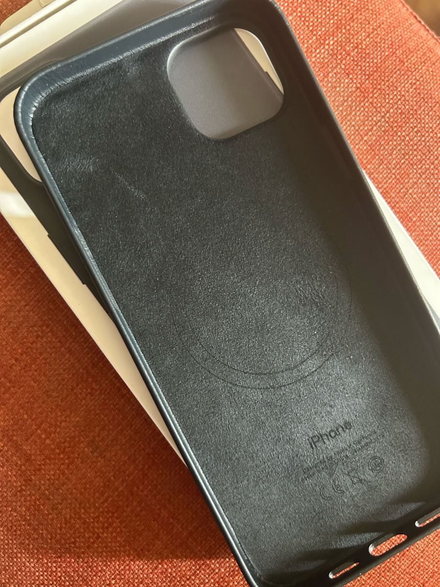 Apple Back Cover Piele Umber (iPhone 14 Plus)