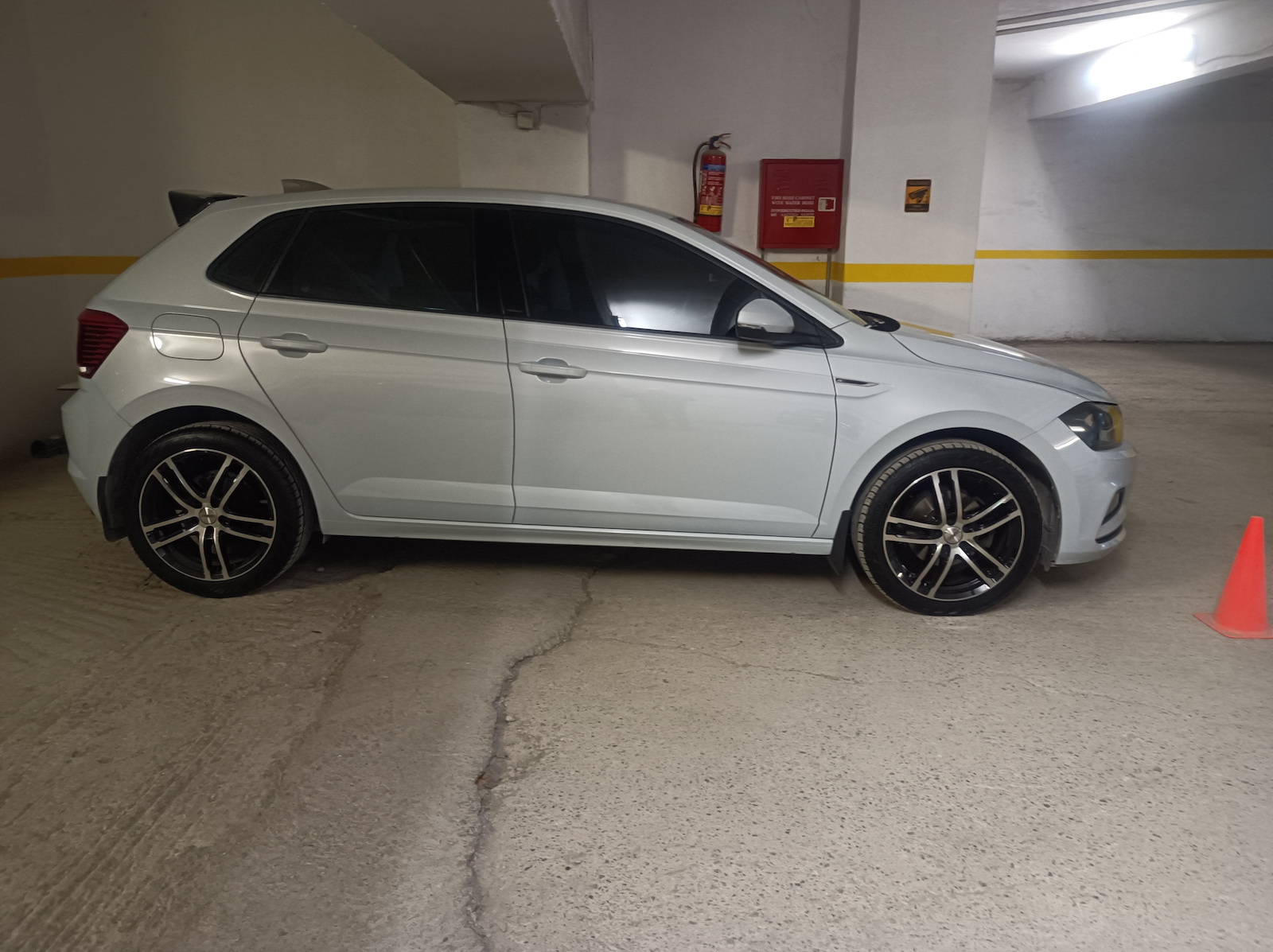 Uniroyal RainSport 5 215/45R17 87Y FR Vara Anvelopă pentru Autoturism de Pasageri