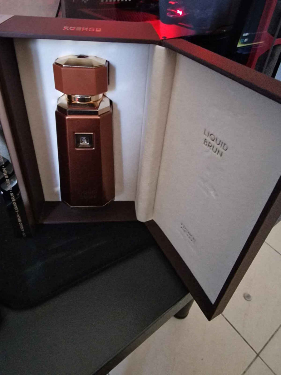 Fragrance World Liquid Brun Eau de Parfum 100ml