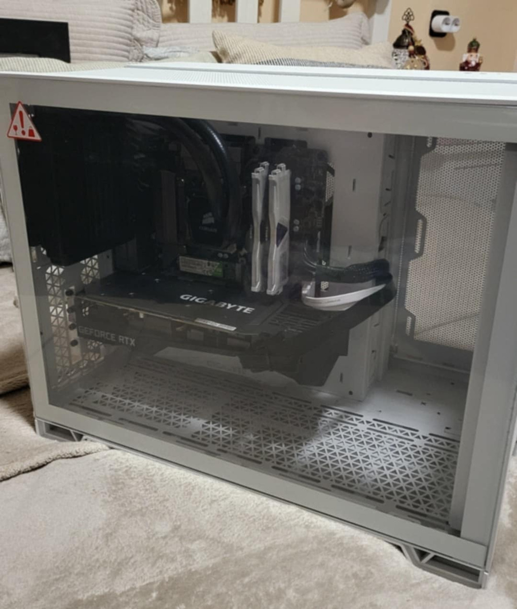 Corsair 2500D Airflow Gaming Middle Tower Carcasă Calculator cu Fereastră Laterală Alb