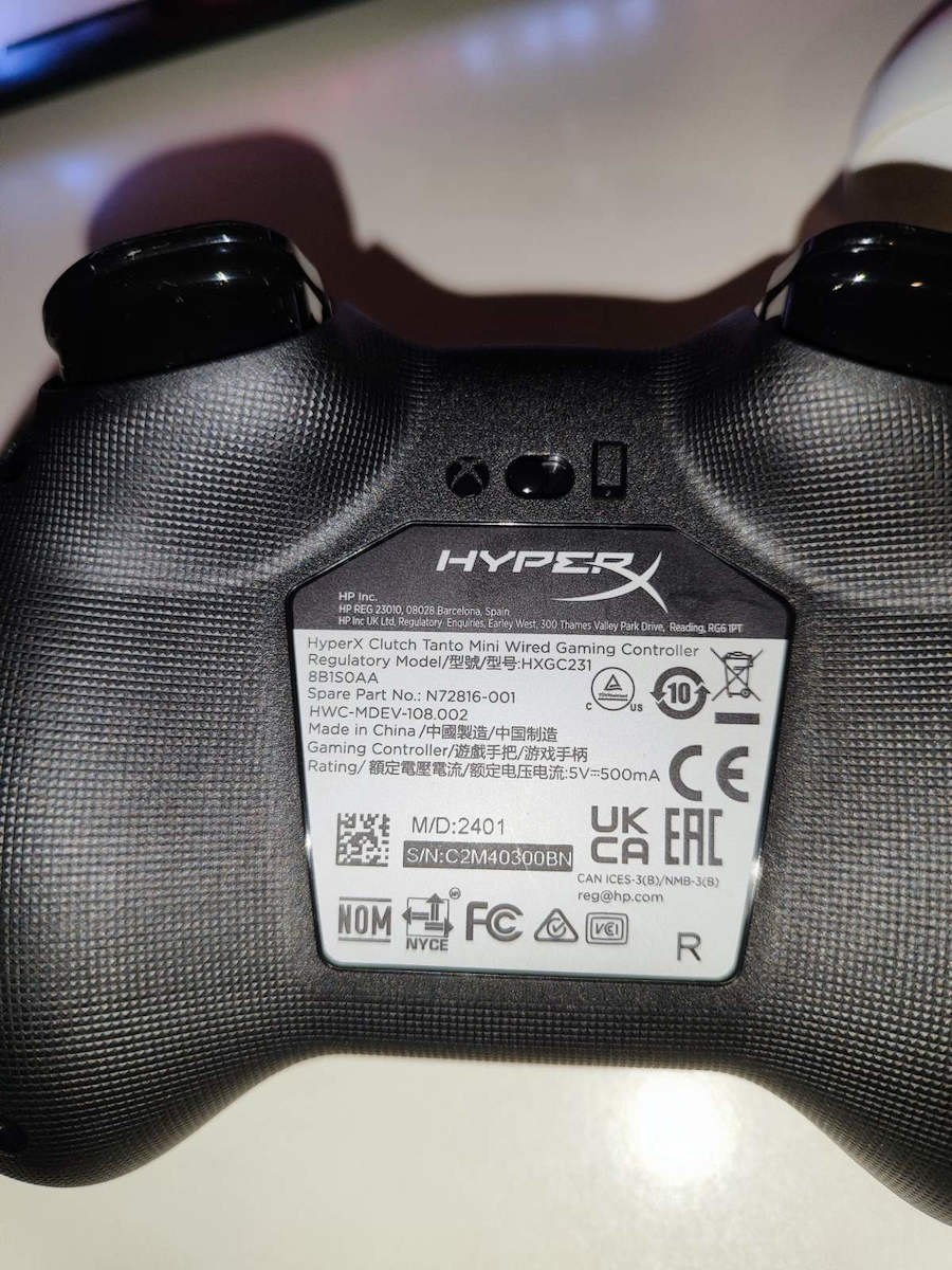 HyperX Clutch Tanto Mini Ενσύρματο Gamepad για Xbox One / Xbox Series Μαύρο