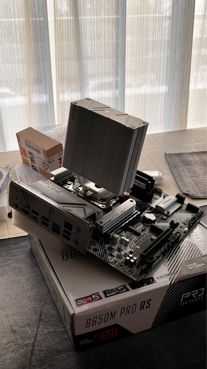 ASRock B650M Pro RS Motherboard Micro ATX με AMD AM5 Socket 90-MXBLP0-A0UAYZ
