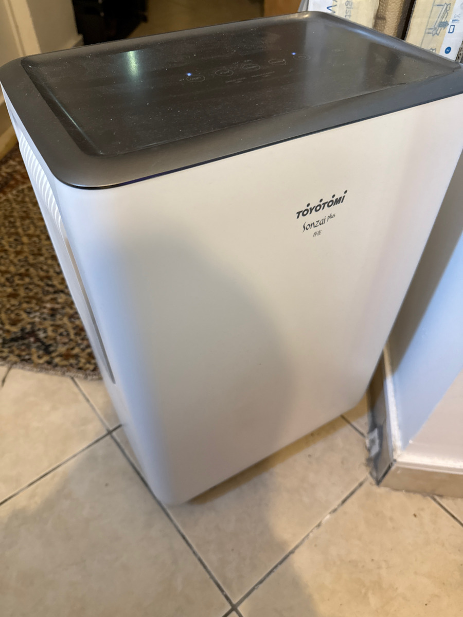 Toyotomi Sonzai Plus Dehumidifier with Compressor Ionizer and Wi-Fi 24lt