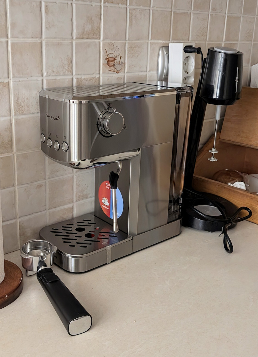 Rohnson Automatic Espresso Machine 1350W Pressure 20bar Silver R-98013