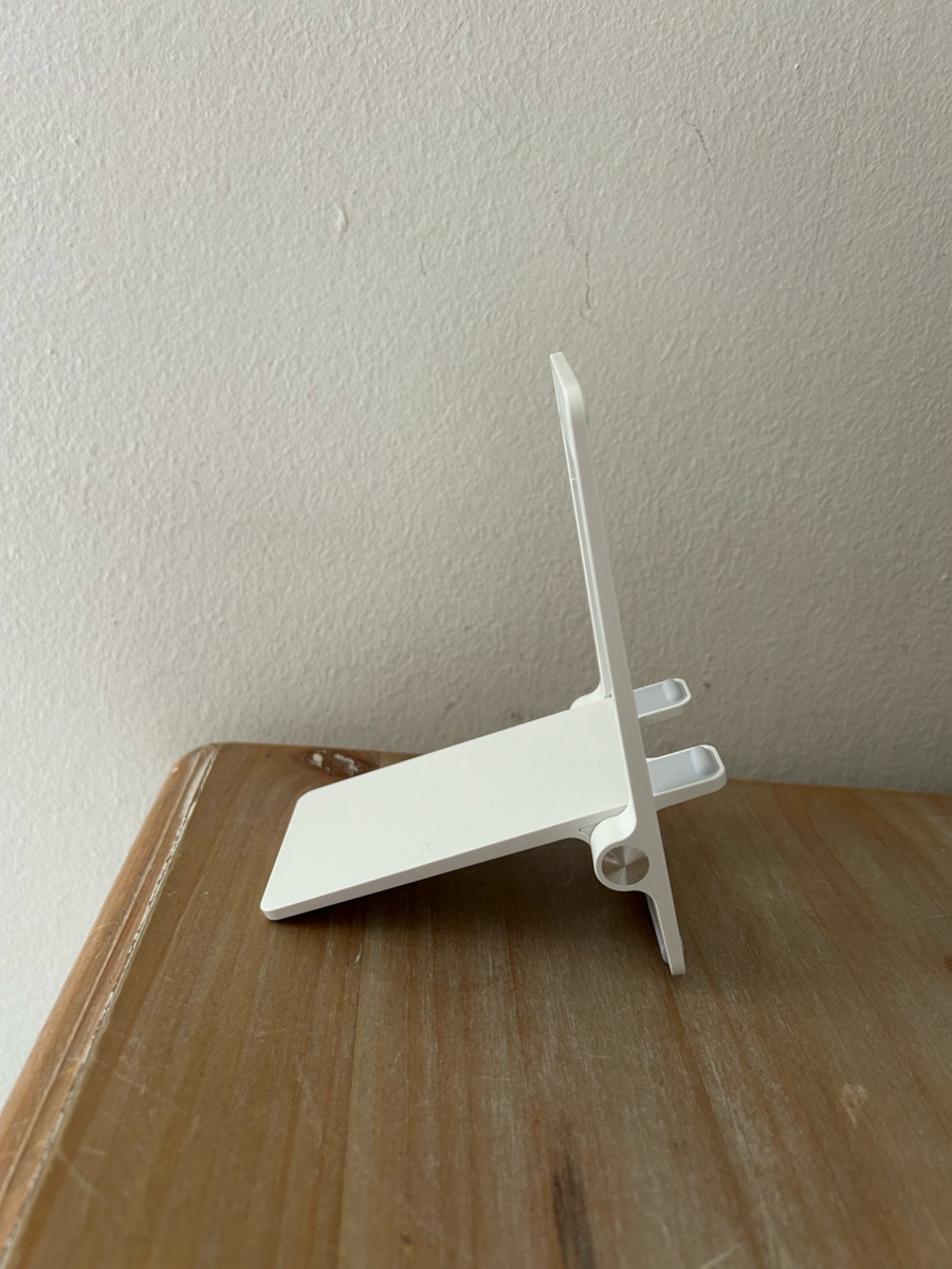 Ldnio MG06 Desk Stand for Mobile Phone in White Colour
