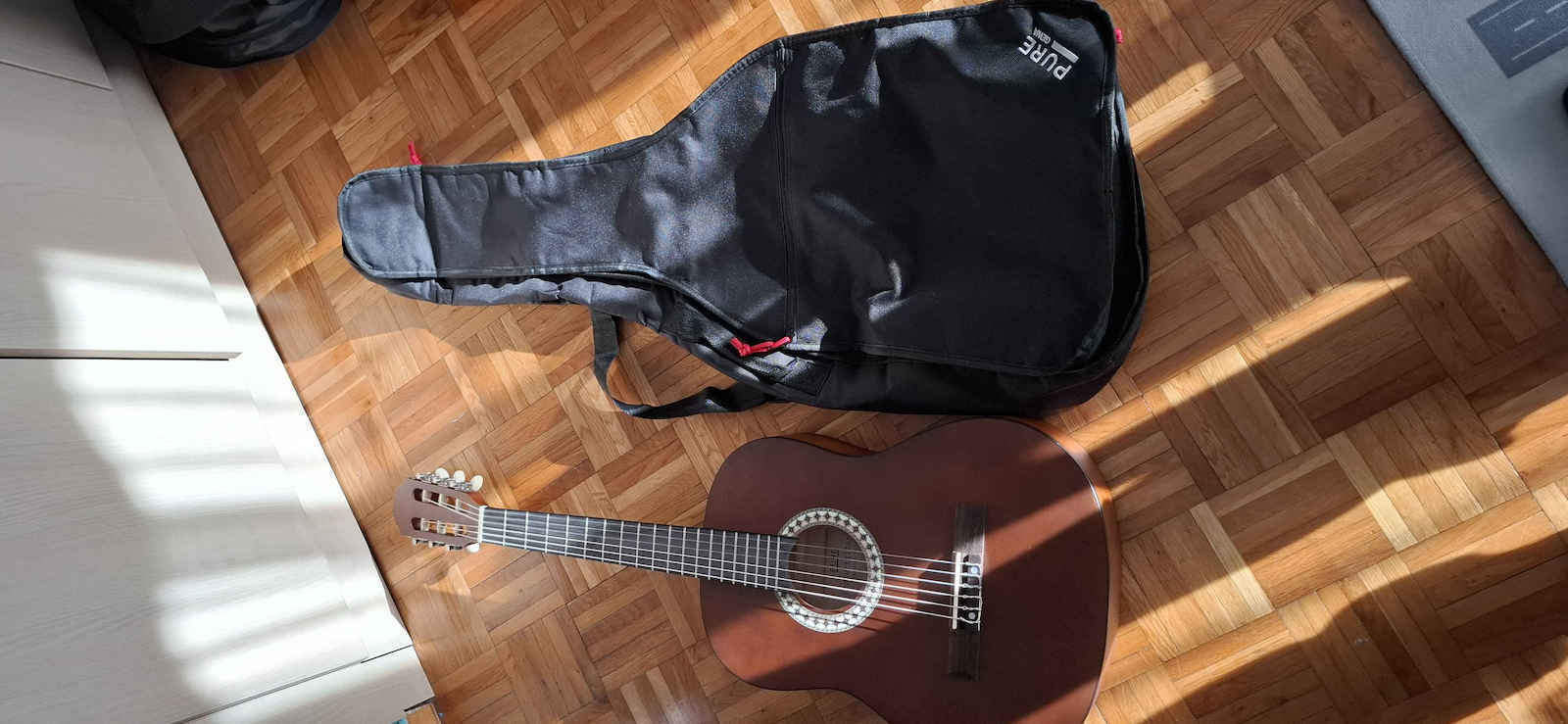 Gewa Turtle 103 Waterproof Case Classical Guitar Padded 3/4 Black