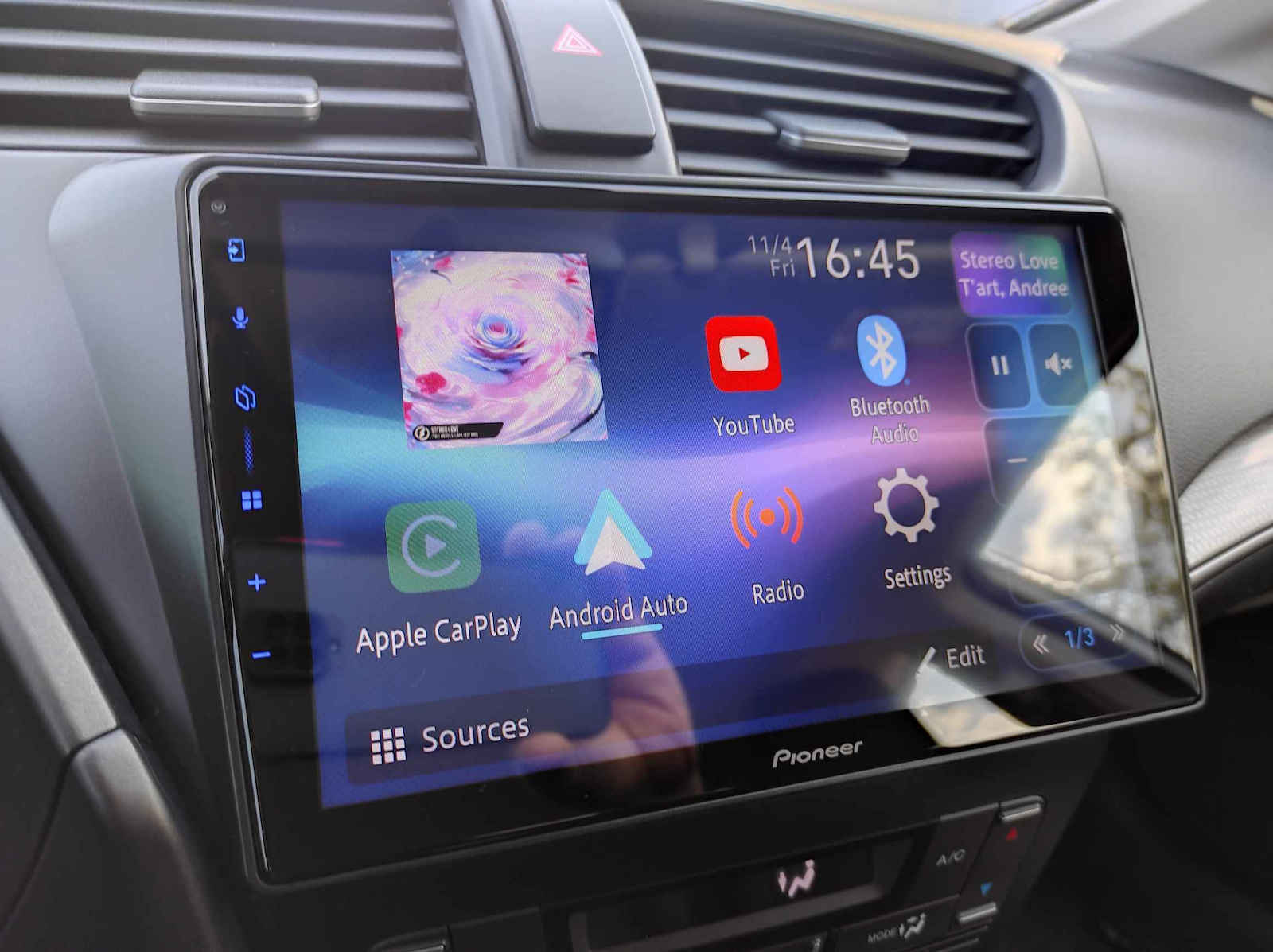 Pioneer Ηχοσύστημα Αυτοκινήτου 2DIN (Bluetooth/USB/WiFi/GPS/Apple-Carplay/Android-Auto) με Οθόνη Αφής 9"