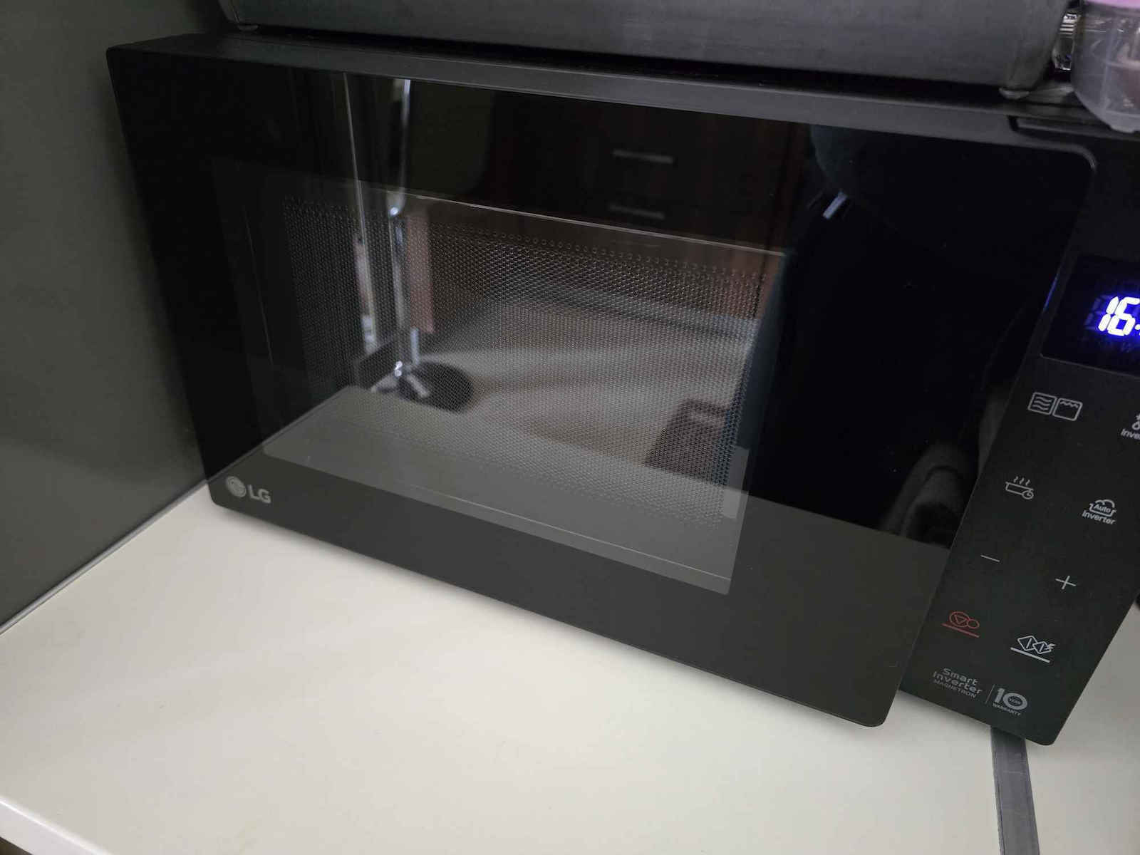 LG Φούρνος Μικροκυμάτων με Grill 23lt Μαύρος