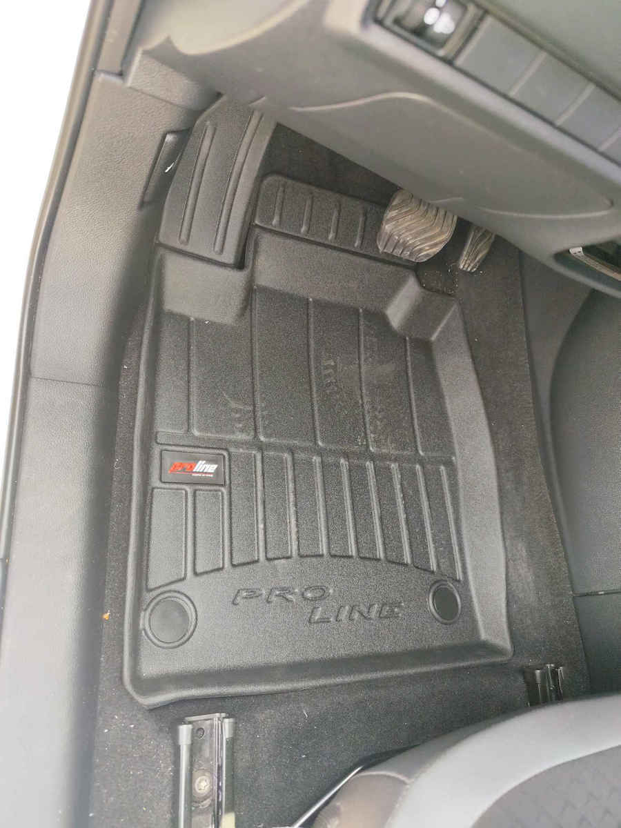 Frogum Set of Front and Rear Mats 4pcs Tray Type for Nissan Juke 2019 Black