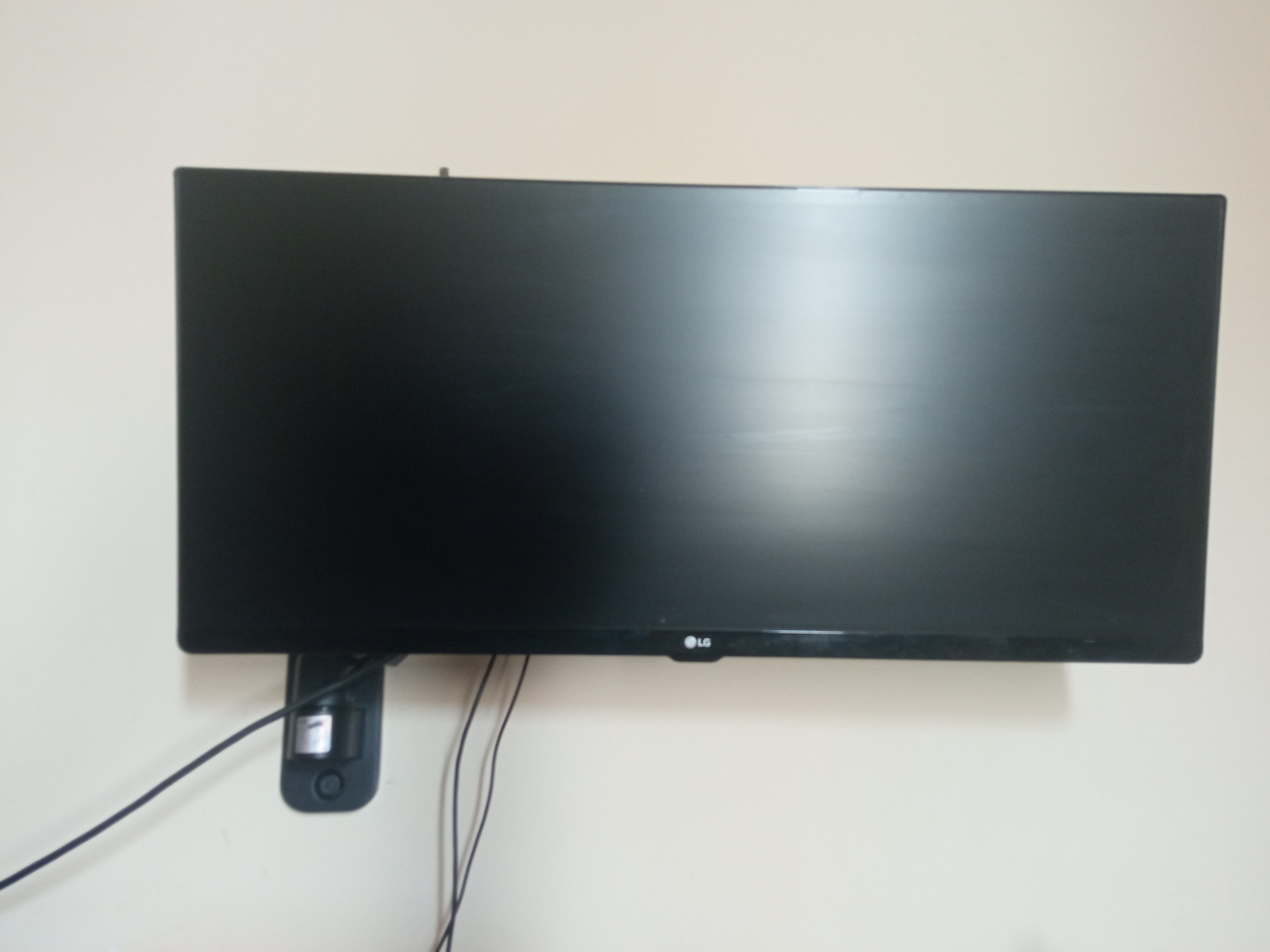 Brateck Wandmontiert Halterung Monitor bis 27" mit Arm (LDA38-111)