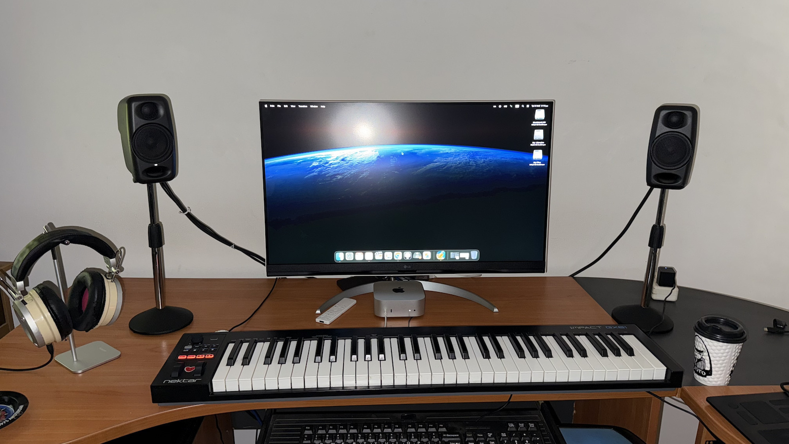 IK Multimedia iLoud Micro Monitor Boxe Studio Monitor 3" 50W (Pereche) Negre
