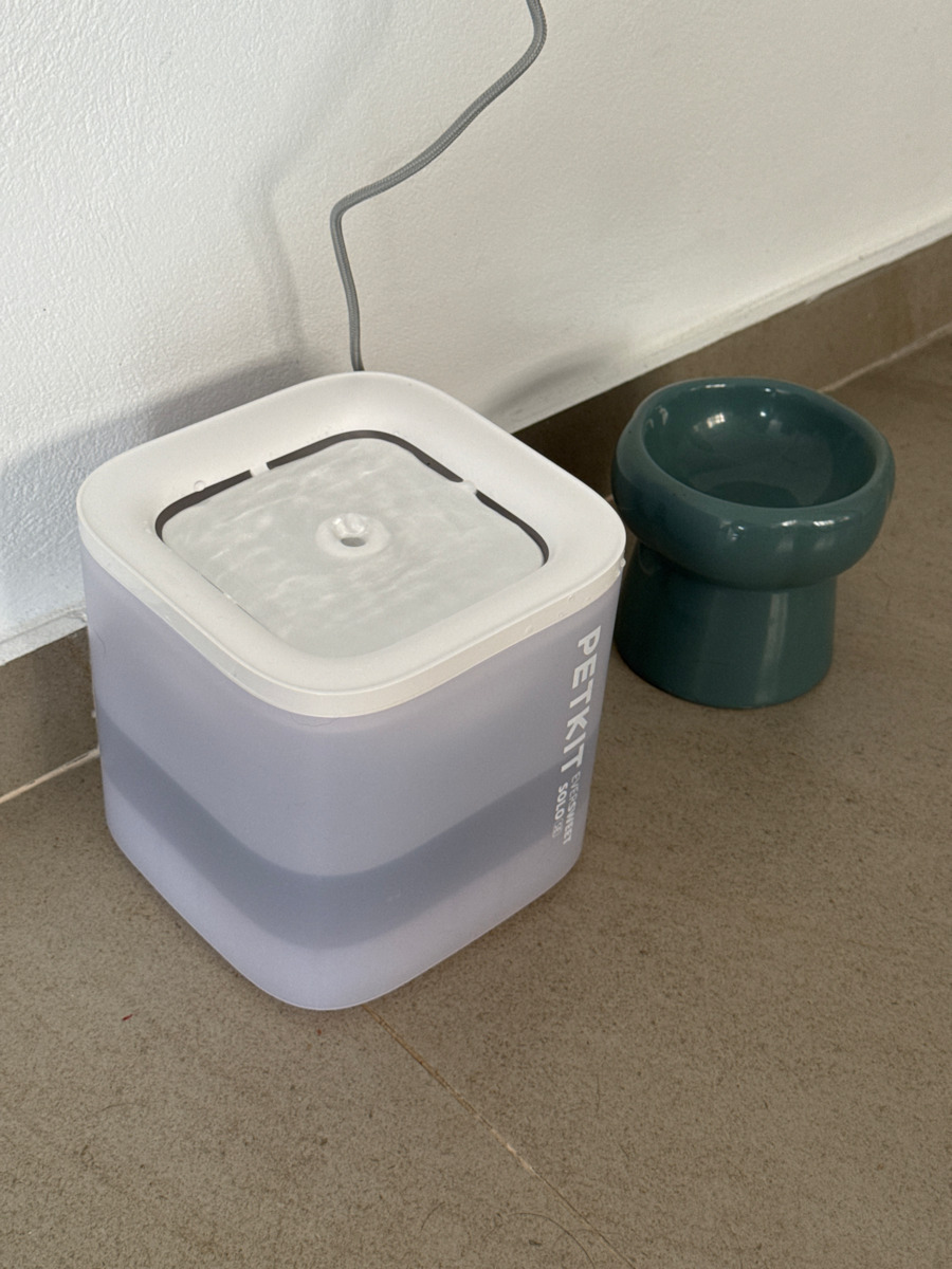 Petkit Eversweet Solo SE Automatic Waterer Fountain from ABS Plastic for Dog & Cat 1.8lt 16cm in White Colour