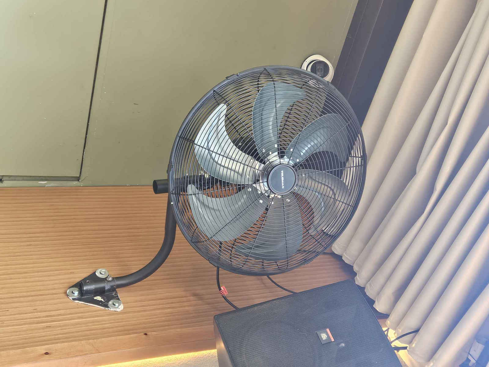 Telemax FW50-DC20AR Commercial Round Fan with Remote Control 110W 50cm with Remote Control 30-5020