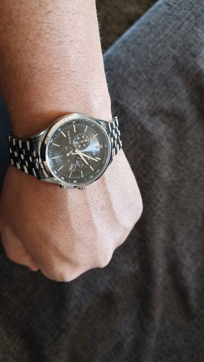Citizen Ανδρικό Ρολόι 42mm Χρονογράφος Eco - Drive με Ασημί Μεταλλικό Μπρασελέ