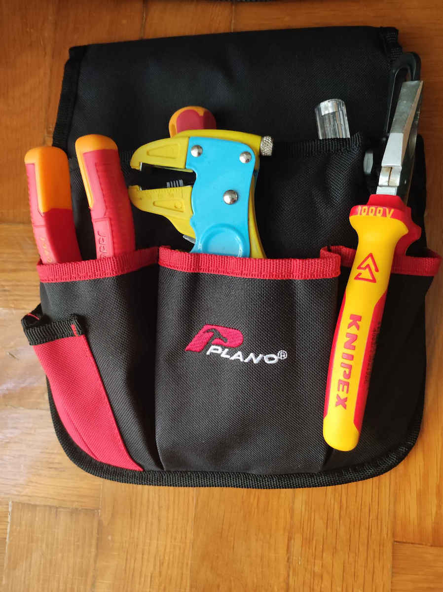 Plano Fabric Tool Belt Case with 6 Compartments and Hammer Slot