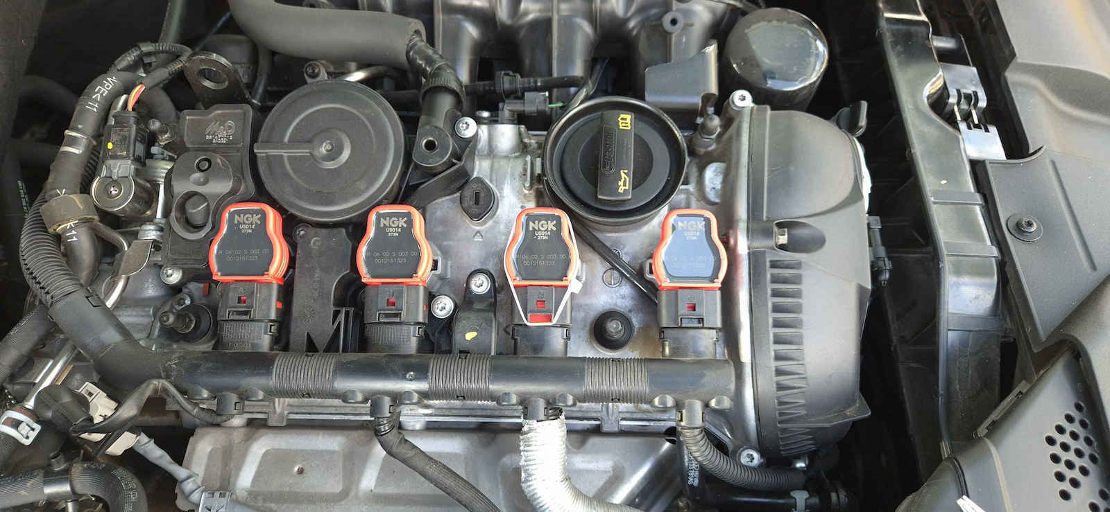 NGK U5014 Σετ Πολλαπλασιαστές Κινητήρα Αυτοκινήτου για Audi R8 4τμχ