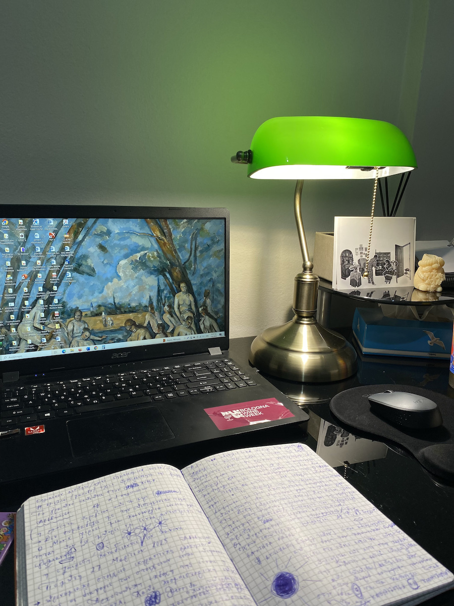 Keskor Office Lamp for Socket E27 in Bronze Color