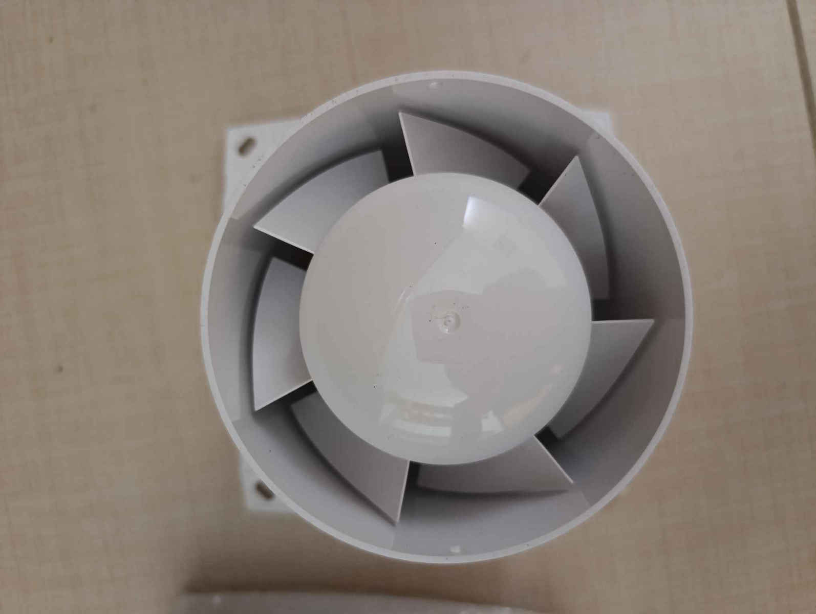 Vents 100 LD Wall-mounted Ventilator Bathroom 100mm White
