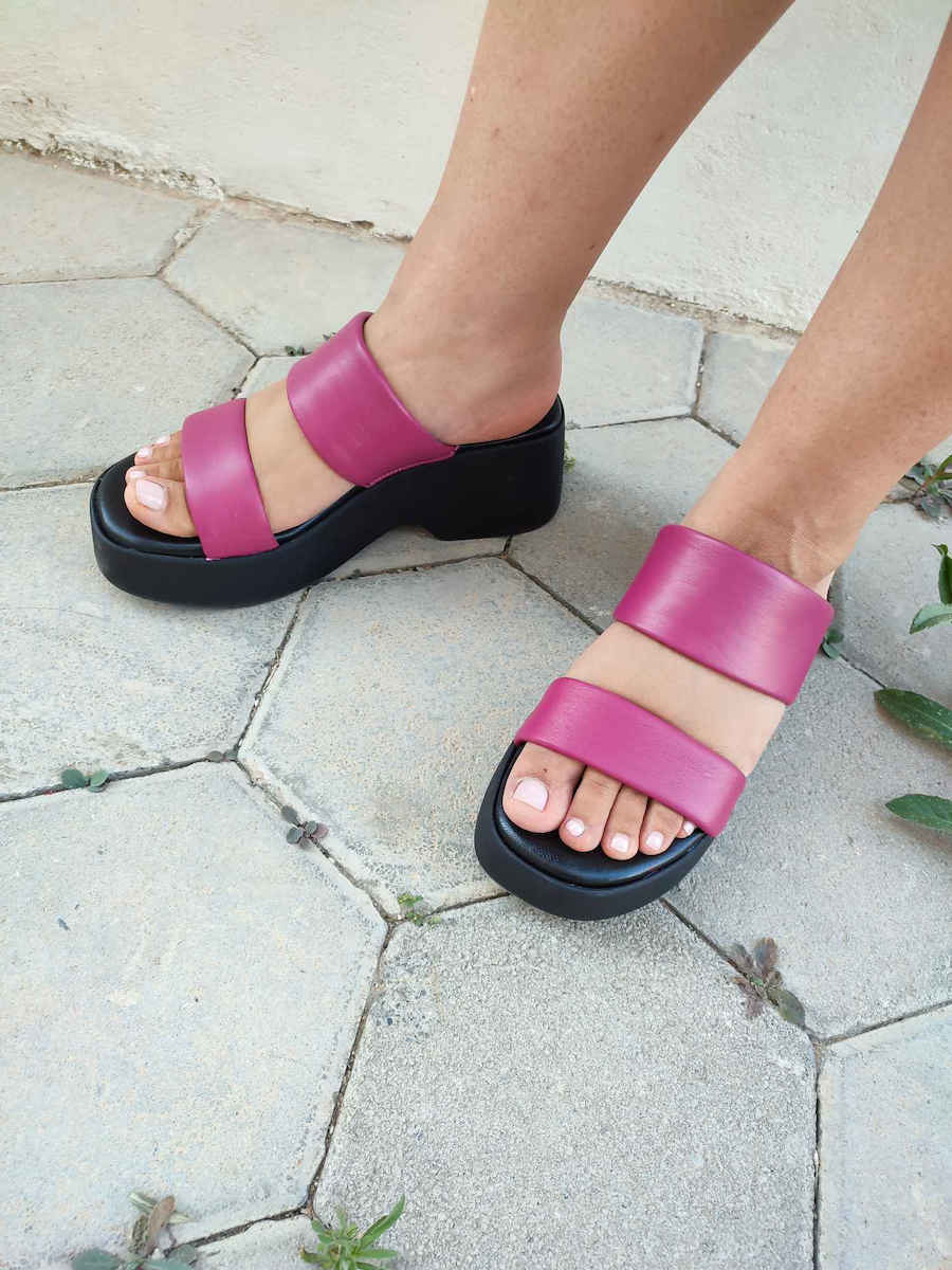 Leder Flache Sandalen für Damen in Fuchsie Farbe