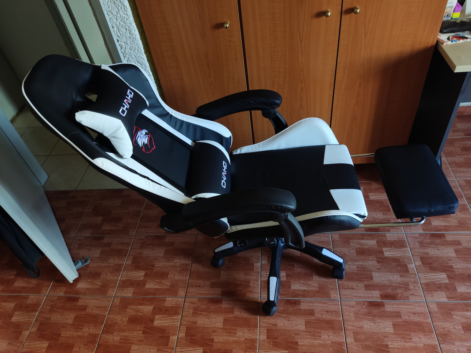 Homeone GMC Καρέκλα Gaming Δερματίνης με Υποπόδιο Λευκό / Ροζ