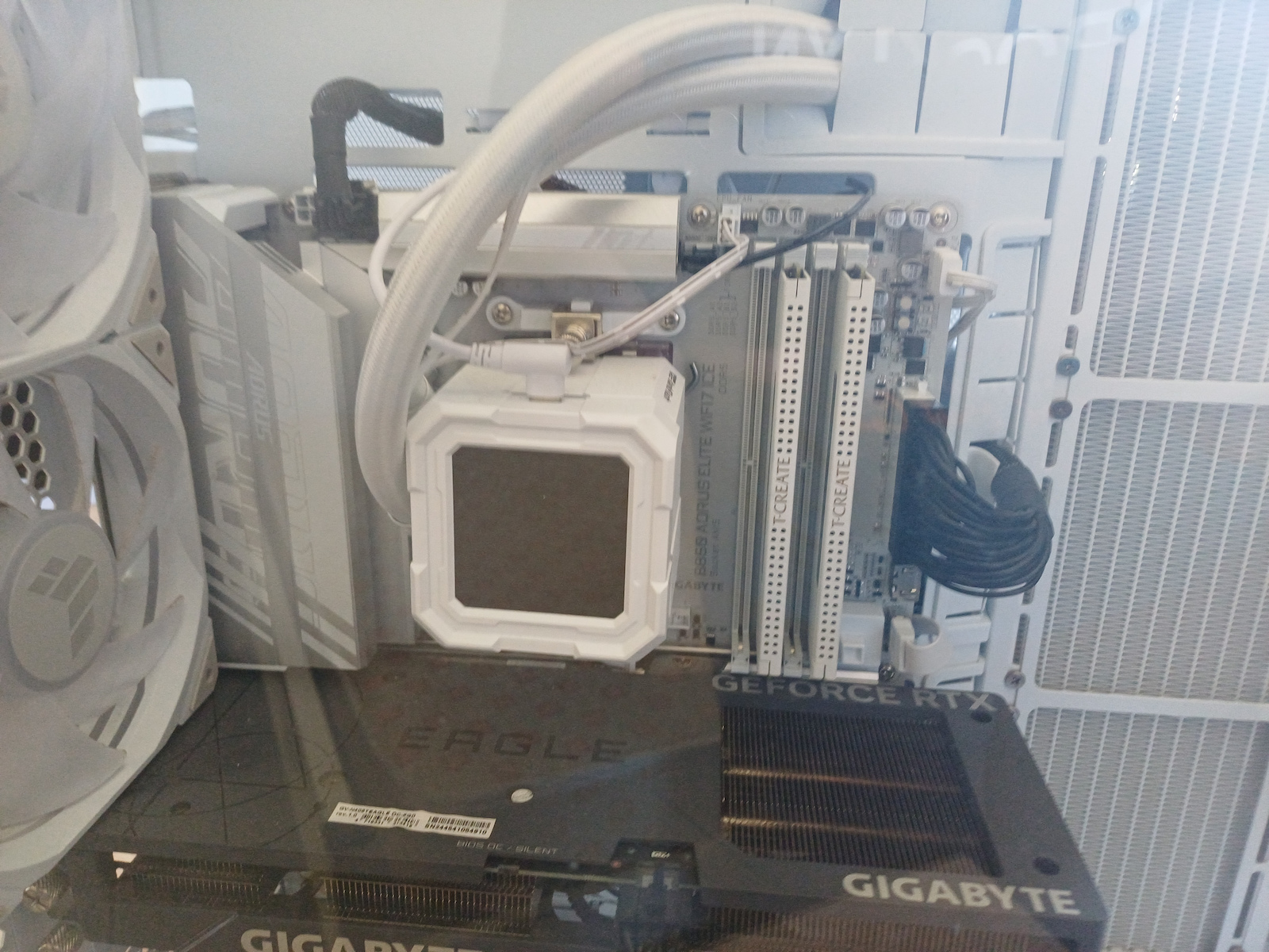 Darkflash DV360S Υδρόψυξη AIO CPU με 3 Ανεμιστήρες 120mm και ARGB Φωτισμό Λευκή