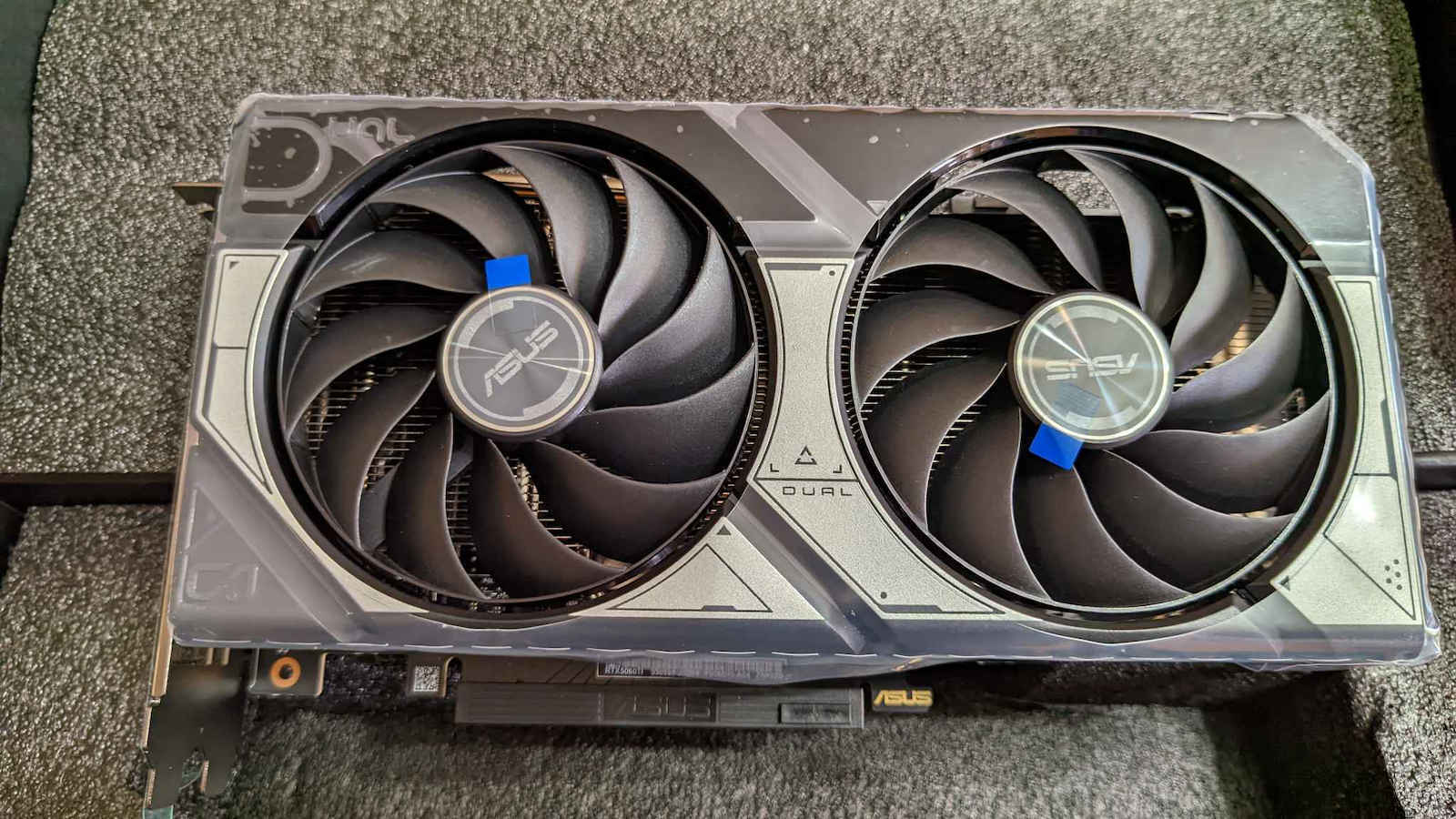 Asus GeForce RTX 5060 Ti 8GB GDDR7 Двоен OC Видеокарта