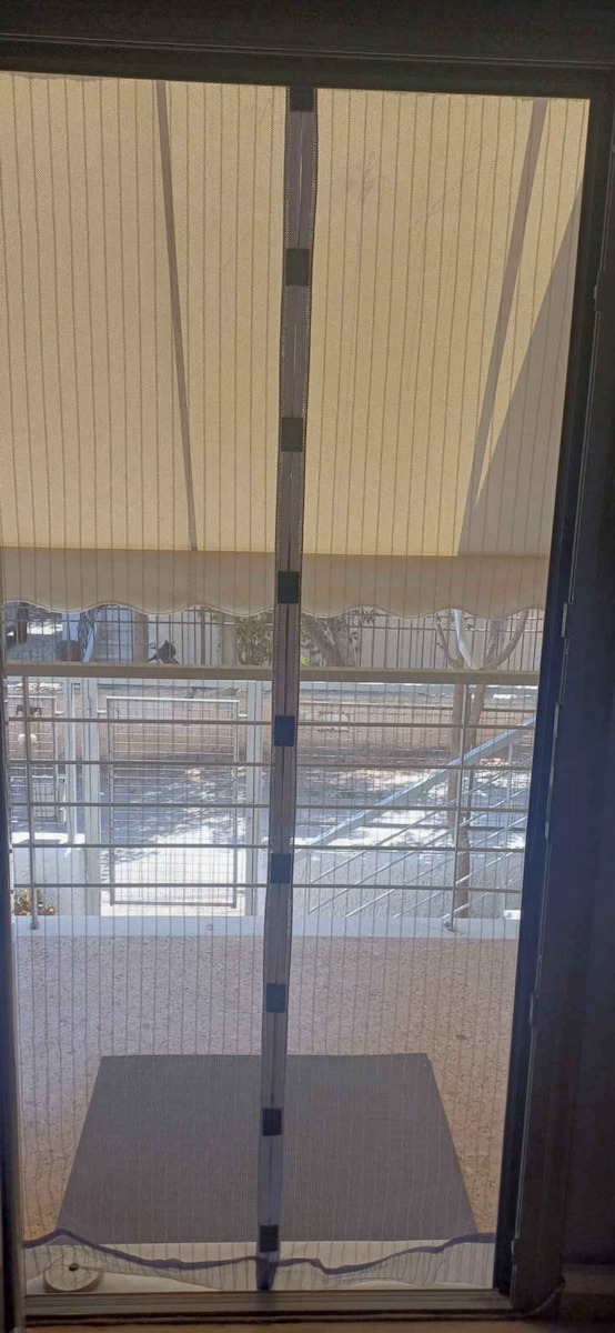 Chios Hellas Pet Friendly Σίτα Πόρτας με Σκρατς με Μαγνητικό Κούμπωμα Γκρι 220x100cm