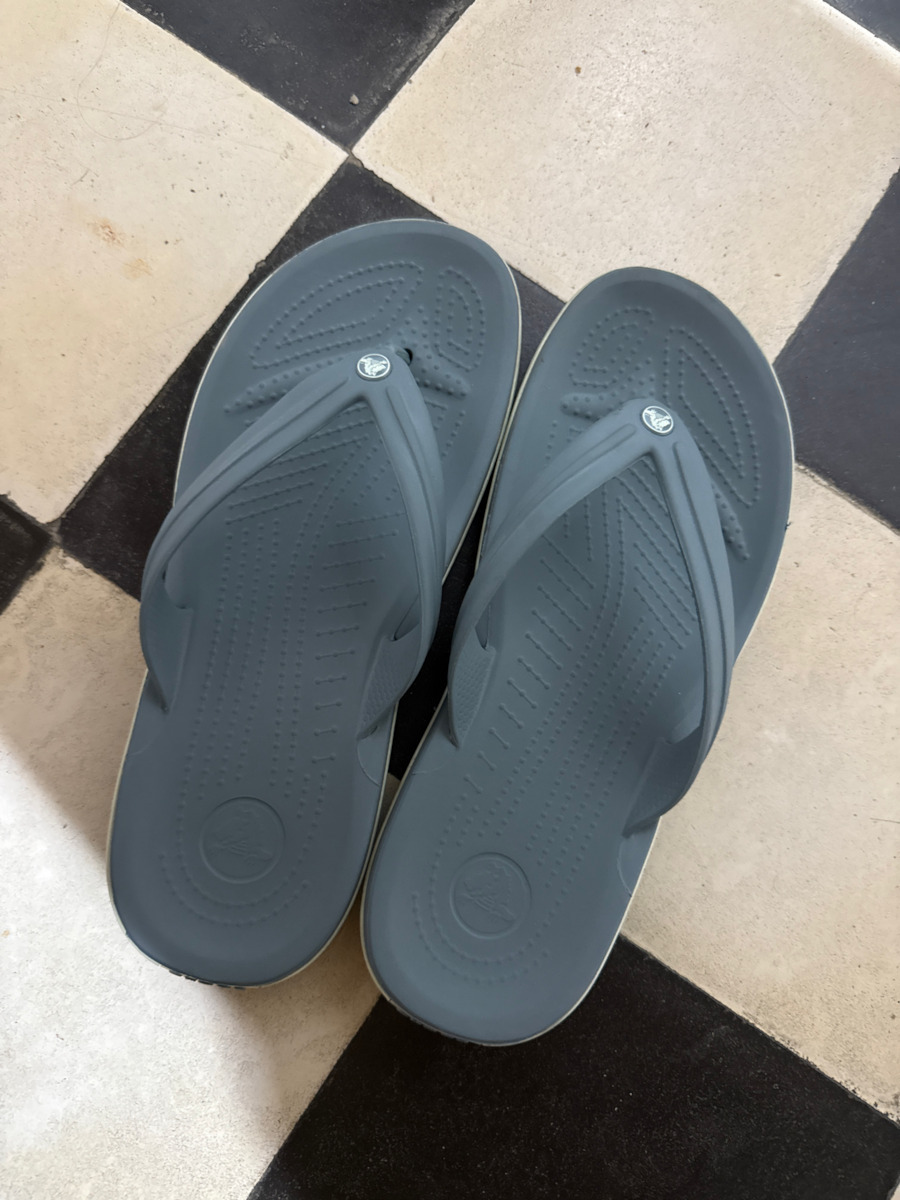 Crocband Men's Anatomic Flip Flops Navy