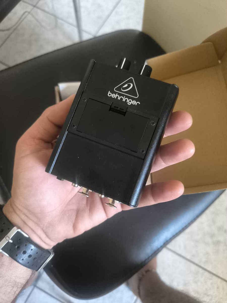 Behringer P1 Tragbar Analog Kopfhörerverstärker Einkanalig mit Jack 3.5mm