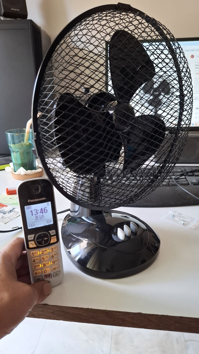 Mesko MS 7308 Tabletop Fan 45W Diameter 23cm Black