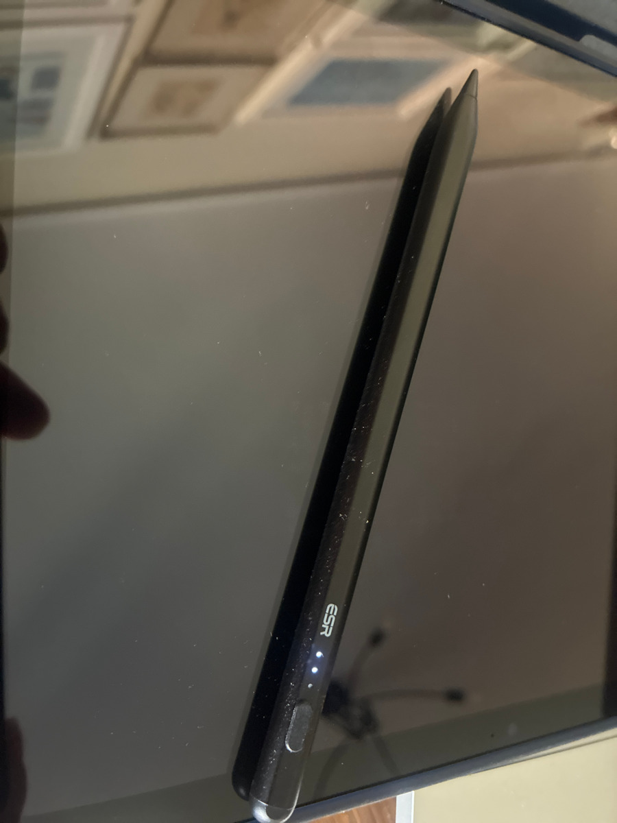 ESR Digital+ Magnetic Stylus Pen Digital with Palm Rejection for iPad in Black color
