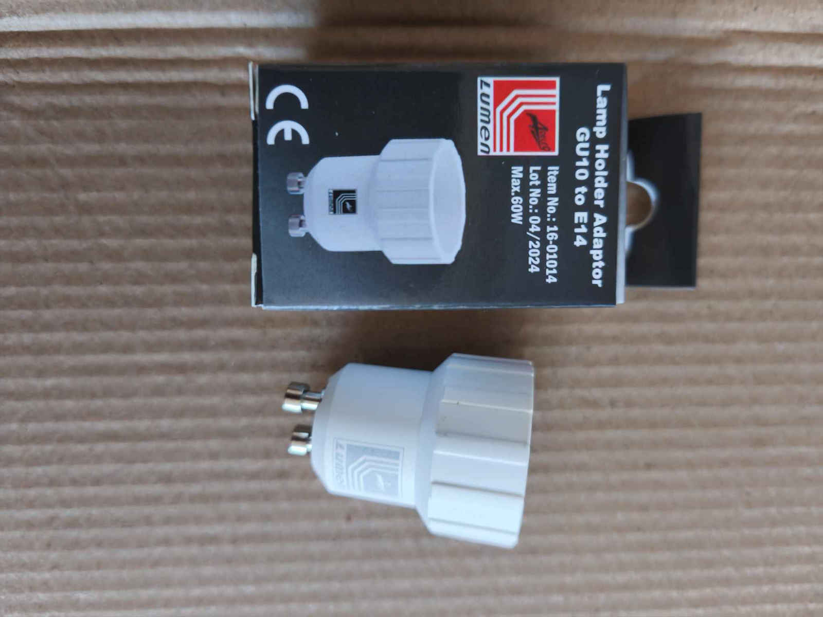 Adeleq Socket Adapter from GU10 to E14 in White color Set 1pcs 16-01014