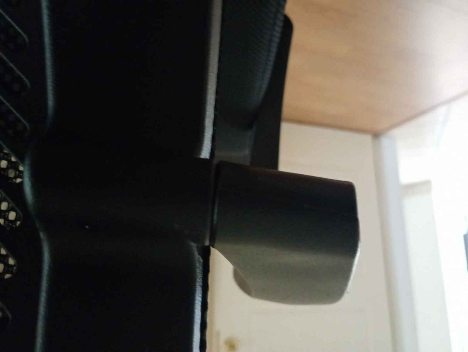 W-05 Reclining Office Chair with Fixed Arms Black Fylliana