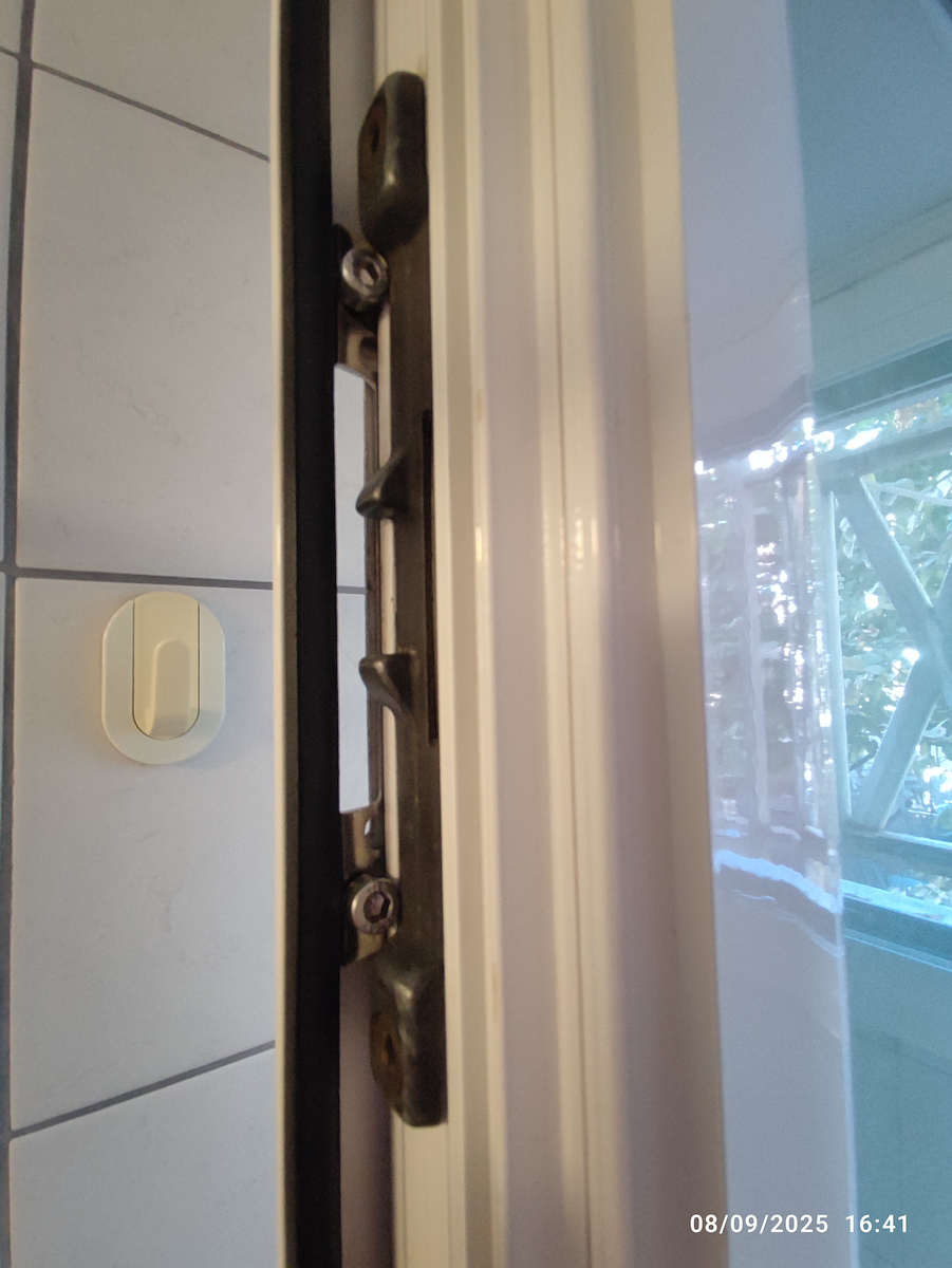 Giesse Espag Window Handle White 01094