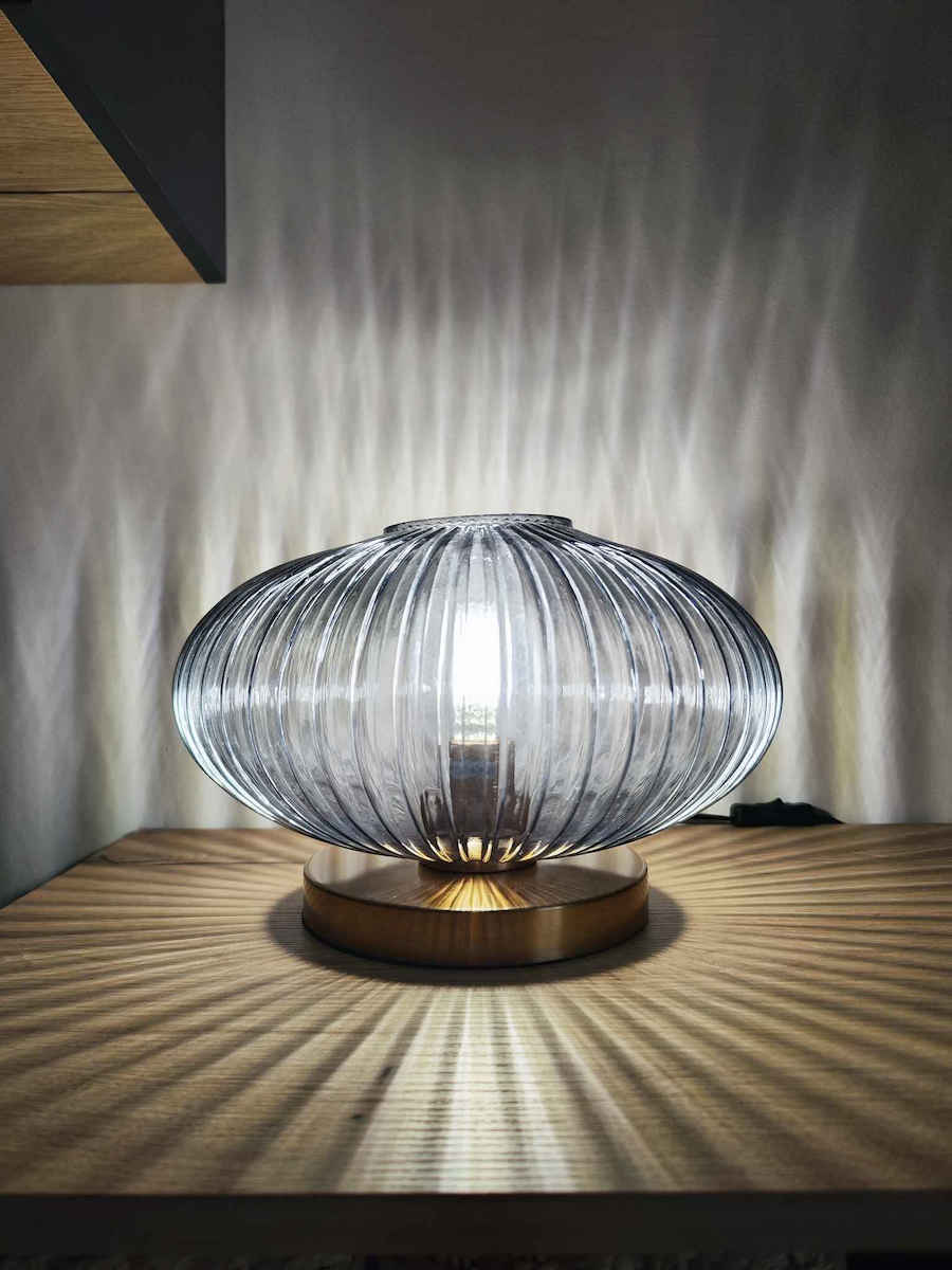 Globo Lighting Πορτατίφ με Γκρι Καπέλο και Χρυσή Βάση