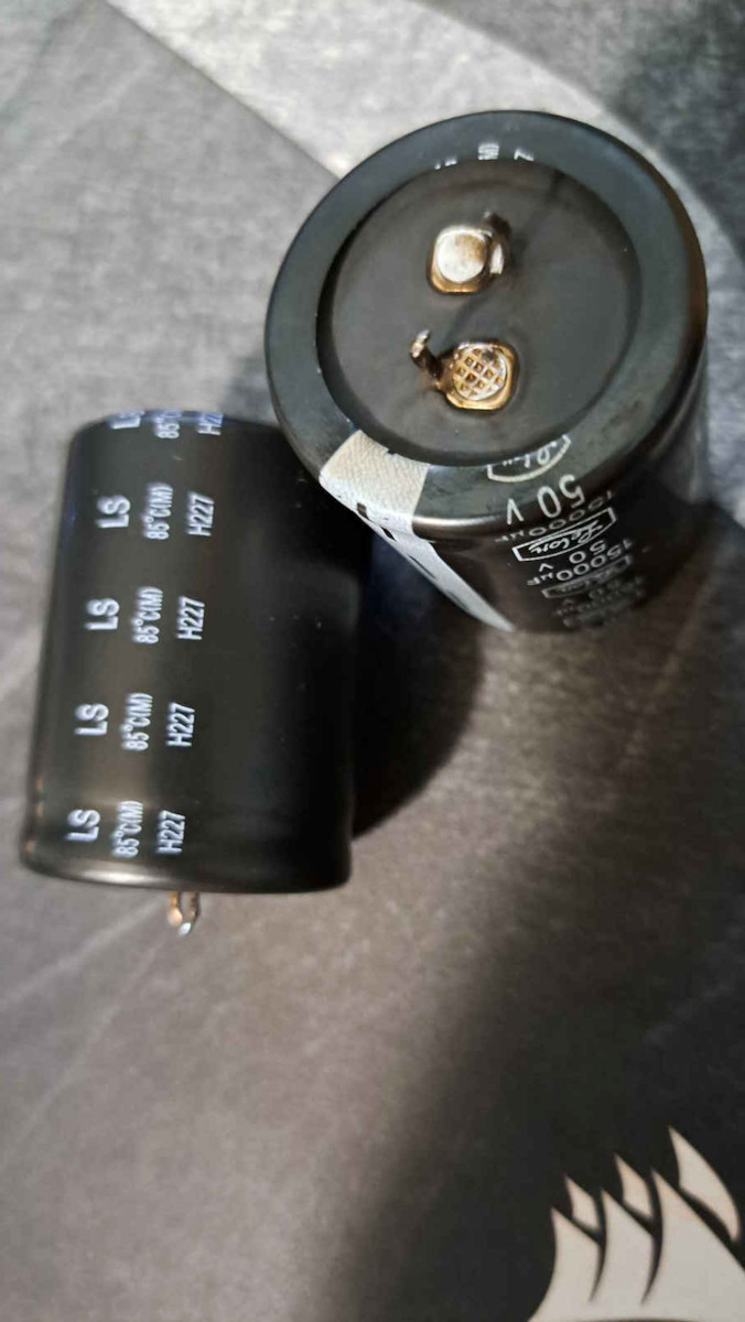Lelon Kondensator Elektrolytische 15000μF 50V 2Stück 01.003.0510