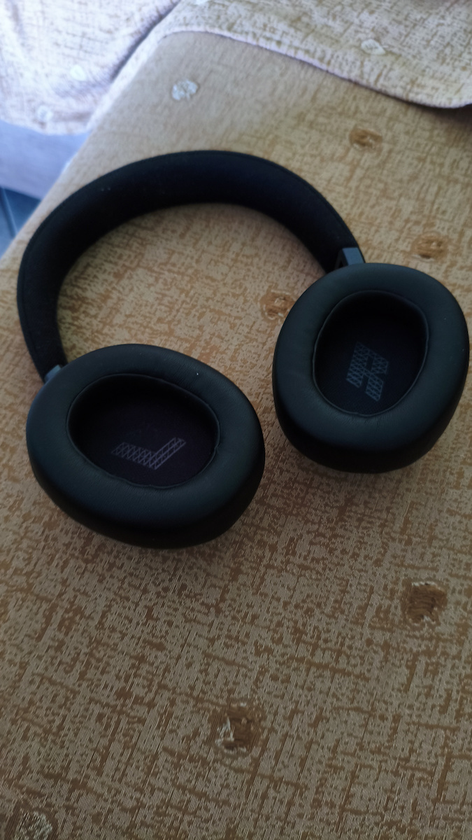 JBL Live 770NC Kabellos / Kabelgebunden Über Ohr Kopfhörer mit 65 Stunden Betriebszeit und Quick Charge Weiß