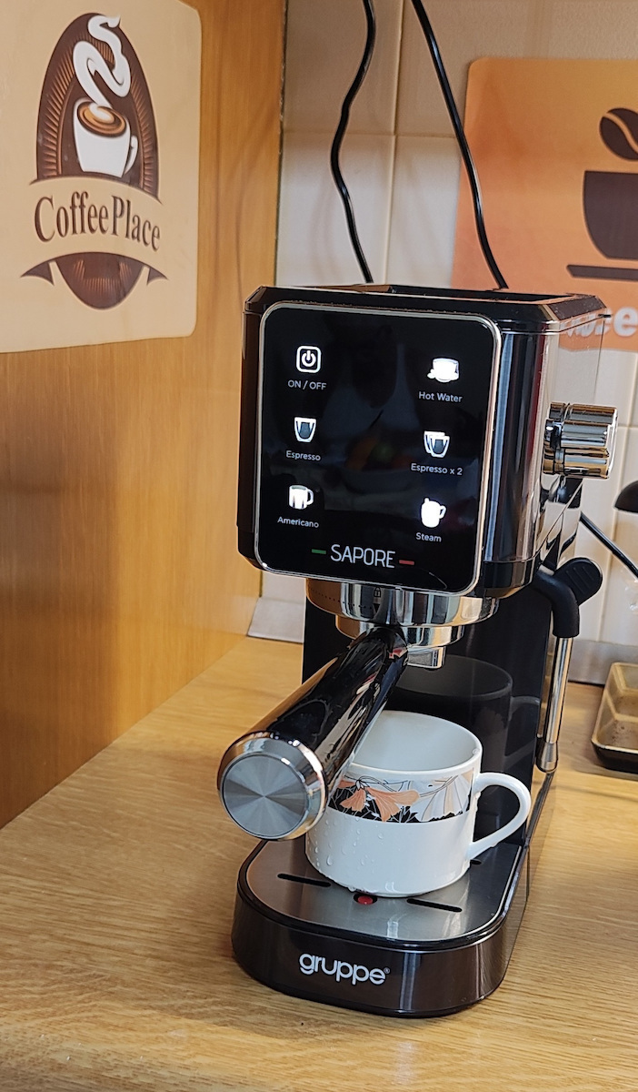 Gruppe Sapore Automatic Espresso Machine 1350W Pressure 20bar Black
