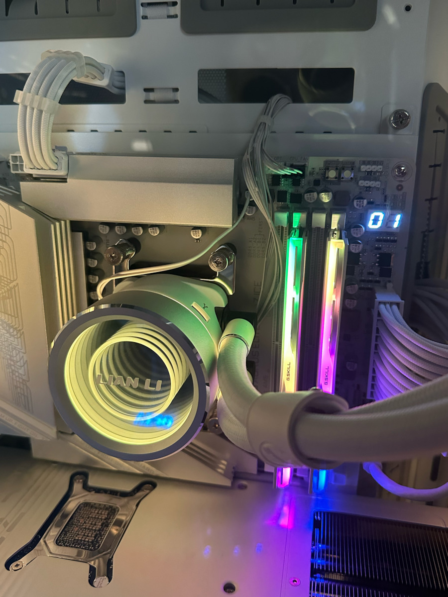 Gigabyte X870 Aorus Elite WIFI7 ICE Motherboard ATX με AMD AM5 Socket