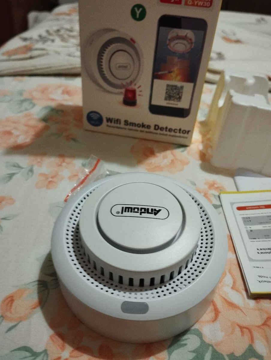 Andowl Autonomous Smoke Detector Wi-Fi